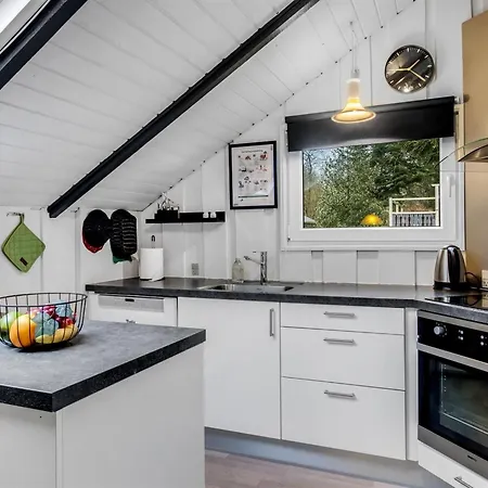 Liljana - 30km From The Sea By Interhome *